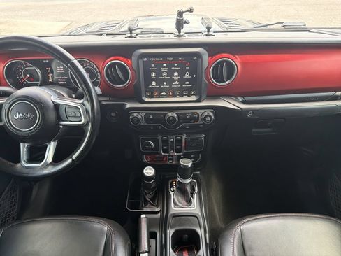 Used 2020 Jeep Gladiator Rubicon AWD/4WD image 15