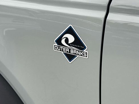 Used 2023 Ford Bronco Outer Banks w/ Sasquatch Package image 7