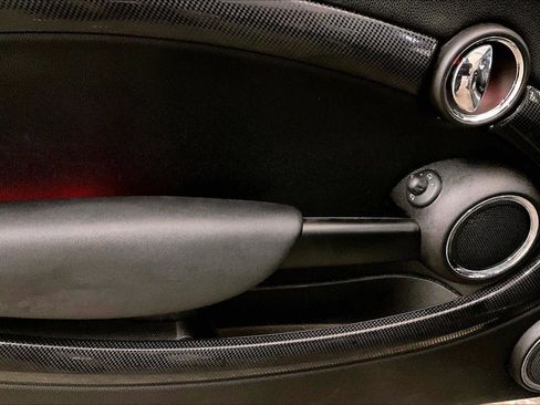 Used 2011 MINI Cooper S image 23