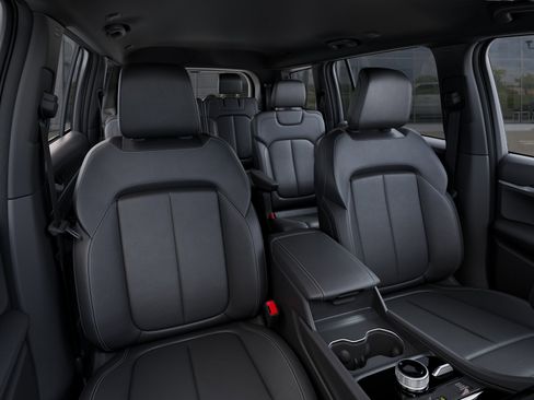 New 2025 Jeep Grand Cherokee L Limited w/ Black Appearance Package AWD/4WD image 33