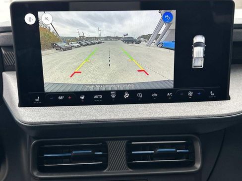 New 2025 Ford Maverick XLT w/ XLT Luxury Package image 28