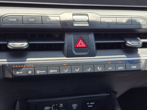 Used 2025 Kia K4 FWD image 30