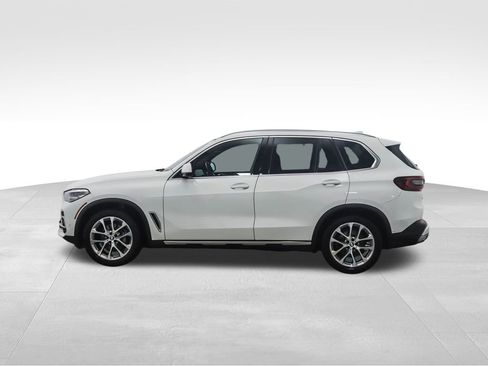 Certified 2022 BMW X5 xDrive40i w/ Parking Assistance Package image 2