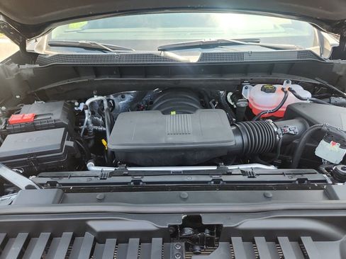 New 2025 Chevrolet Silverado 1500 LT w/ Z71 Off-Road Package image 20