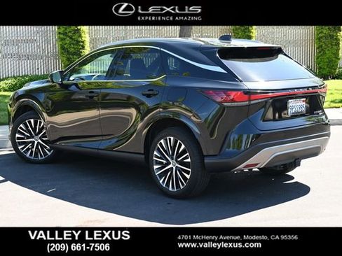 Used 2024 Lexus RX 350 Premium Plus w/ Convenience Package image 4