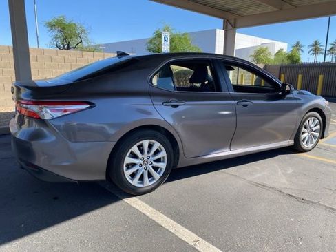 Used 2020 Toyota Camry LE w/ Carpet Mat Package image 3