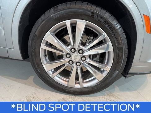 Used 2024 Cadillac XT6 Premium Luxury image 15