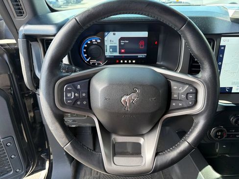 Certified 2023 Ford Bronco Outer Banks AWD/4WD image 18