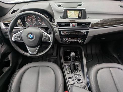 Used 2017 BMW X1 xDrive28i image 15