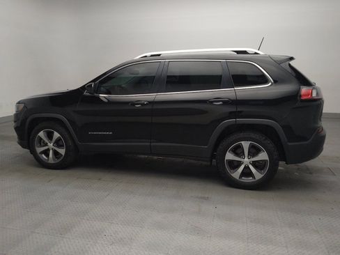 Used 2019 Jeep Cherokee Limited w/ Technology Group AWD/4WD image 3