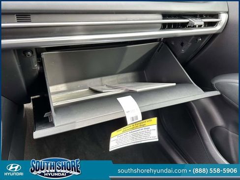 Certified 2026 Hyundai Tucson SE image 36