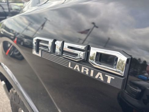 Used 2016 Ford F150 Lariat image 11