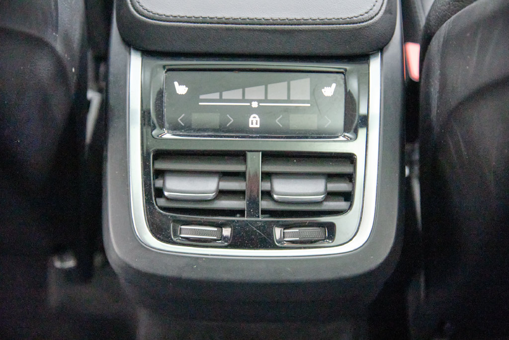 Certified 2024 Volvo XC90 B6 Plus w/ Protection Package Premier AWD/4WD image 25