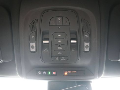 Used 2017 Cadillac CT6 Luxury AWD/4WD image 17