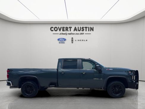 Used 2025 Chevrolet Silverado 3500 LT w/ Convenience Package AWD/4WD image 6