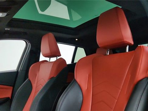 Used 2025 BMW X2 M35i image 33