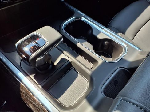 New 2026 Chevrolet Silverado 1500 LT Trail Boss w/ LT Trail Boss Premium Package AWD/4WD image 19