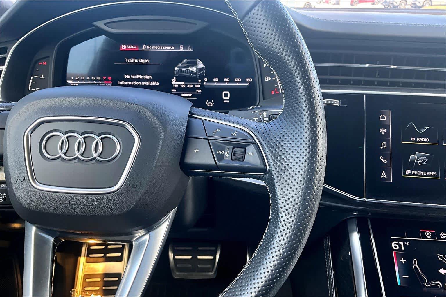 Used 2022 Audi SQ8 Prestige AWD/4WD image 22