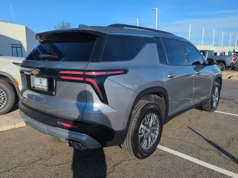 Certified 2026 Chevrolet Traverse LT w/ LPO, Floor Liner Package image 7