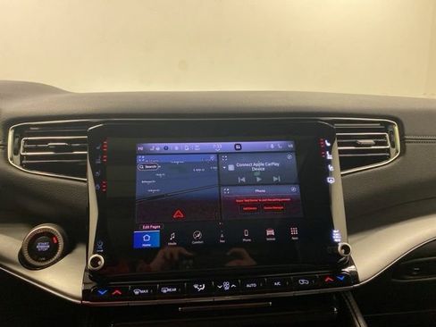 Used 2023 Jeep Wagoneer Series II image 13