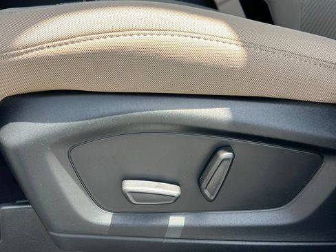 Used 2021 Ford Explorer 4WD image 10