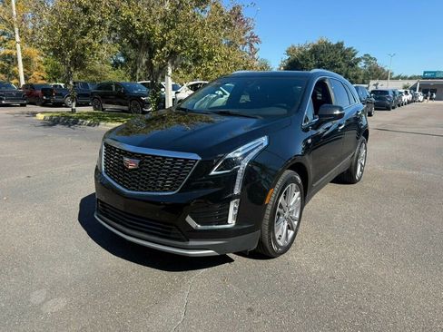 Used 2025 Cadillac XT5 Premium Luxury image 1