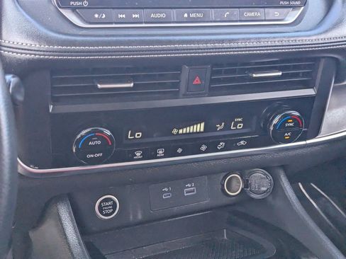 Certified 2023 Nissan Rogue SV image 22