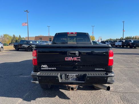 Used 2016 GMC Sierra 2500 Denali w/ Duramax Plus Package AWD/4WD image 6