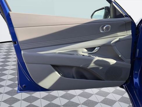 New 2026 Hyundai Elantra SEL Sport image 11