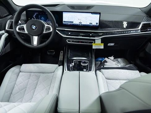 New 2027 BMW X7 xDrive40i AWD/4WD image 23