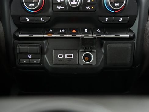 Used 2019 Chevrolet Silverado 1500 LT w/ Texas Edition image 25