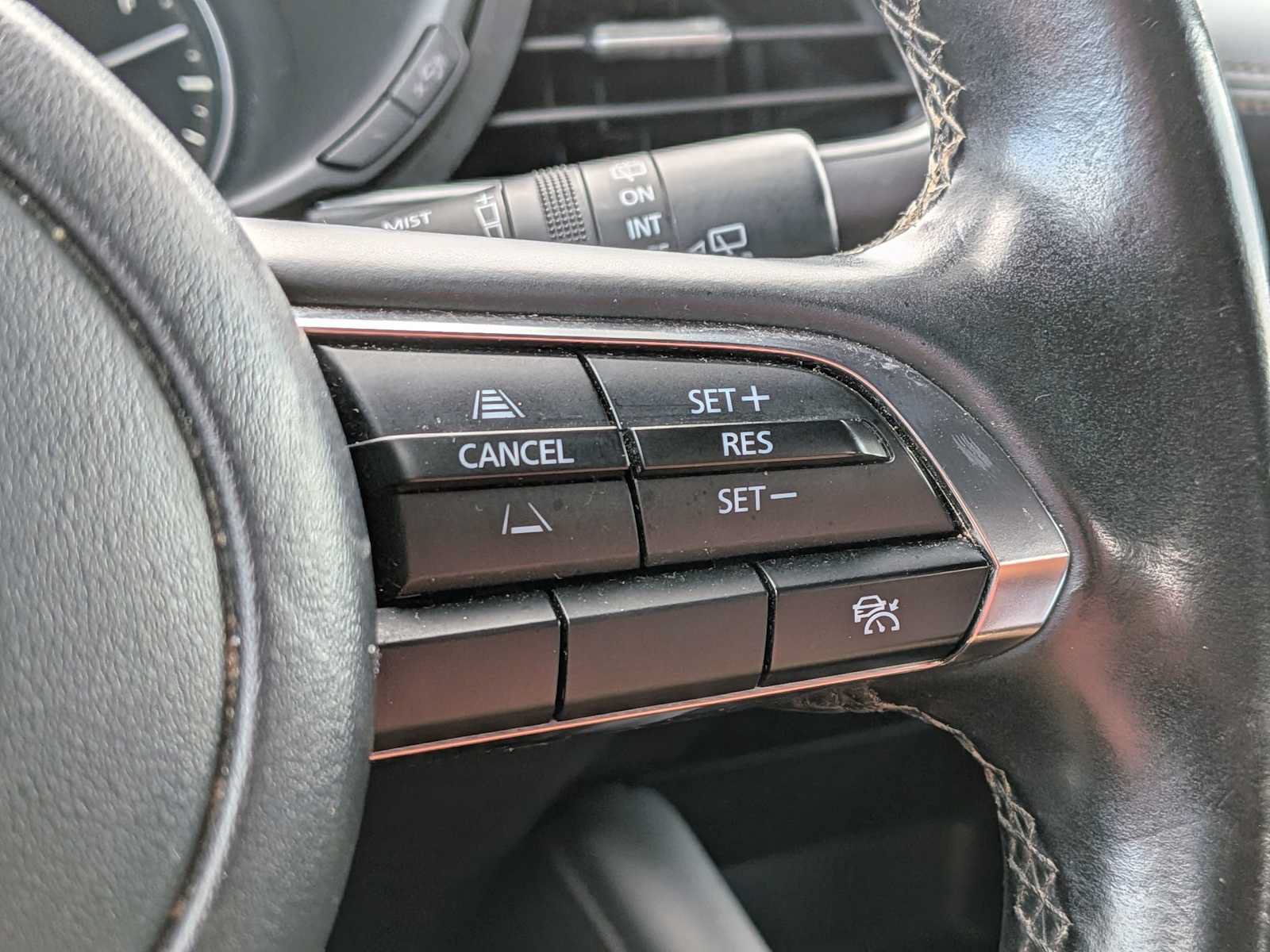 Used 2025 MAZDA MAZDA3 s Sport FWD image 23