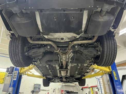 Used 2019 Nissan Maxima SR w/ Premium Package FWD image 11