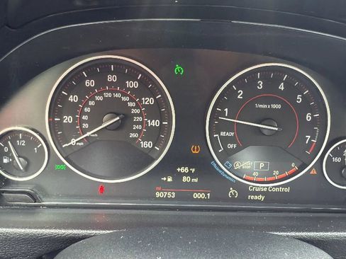 Used 2018 BMW 330i Gran Turismo xDrive AWD/4WD image 17