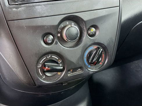 Used 2015 Nissan Versa S Plus FWD image 14