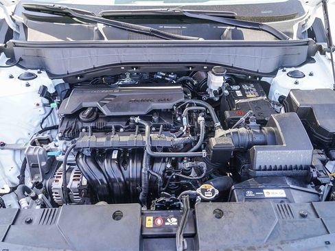 Certified 2025 Hyundai Kona SEL image 27