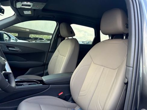 New 2026 Audi Q3 quattro 2.0T AWD/4WD image 13