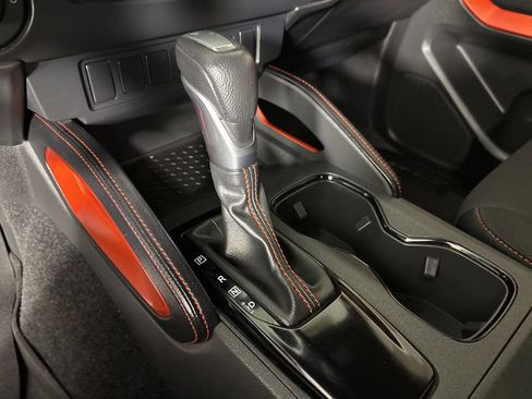 Used 2024 Nissan Frontier PRO-4X w/ Off-Road Protection Package image 16