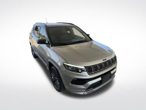 Used 2023 Jeep Compass High Altitude AWD/4WD image 40
