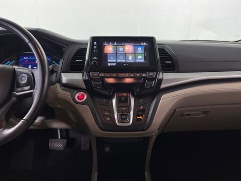 Used 2018 Honda Odyssey EX-L image 16