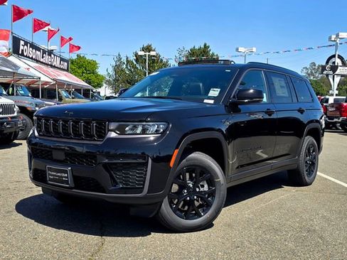New 2026 Jeep Grand Cherokee L 4WD image 3