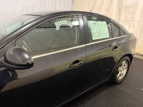 Used 2014 Chevrolet Cruze LT image 7