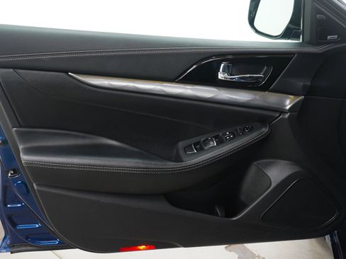 Used 2022 Nissan Maxima SL FWD image 19