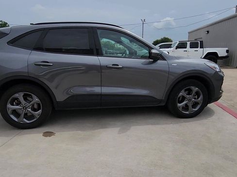 Used 2025 Ford Escape ST-Line Select AWD/4WD image 9