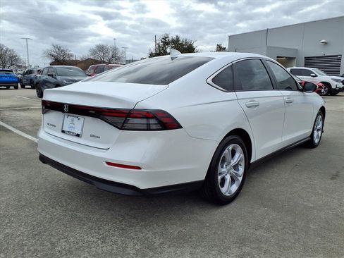 Certified 2025 Honda Accord LX image 23