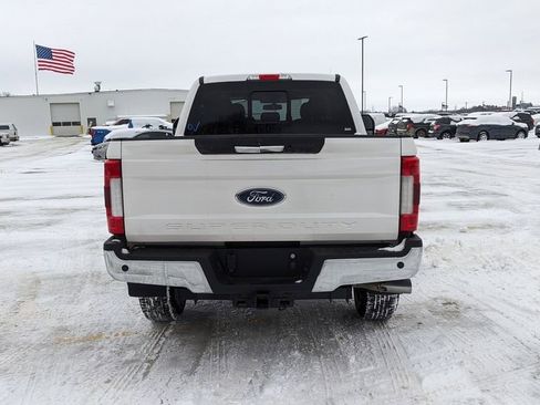 Certified 2018 Ford F250 Lariat w/ Chrome Package image 4