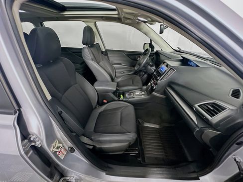 Used 2020 Subaru Forester Premium AWD/4WD image 34
