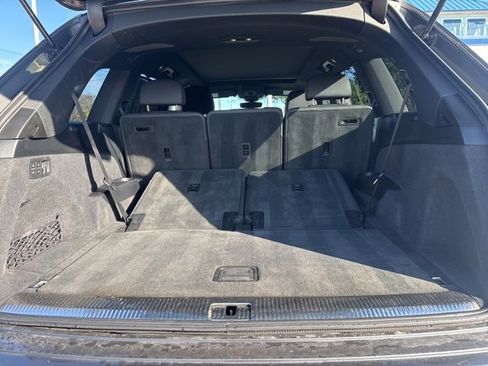 Used 2021 Audi Q7 3.0T Premium Plus w/ Executive Package image 13