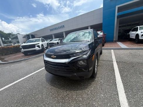 Used 2023 Chevrolet TrailBlazer LS FWD image 1