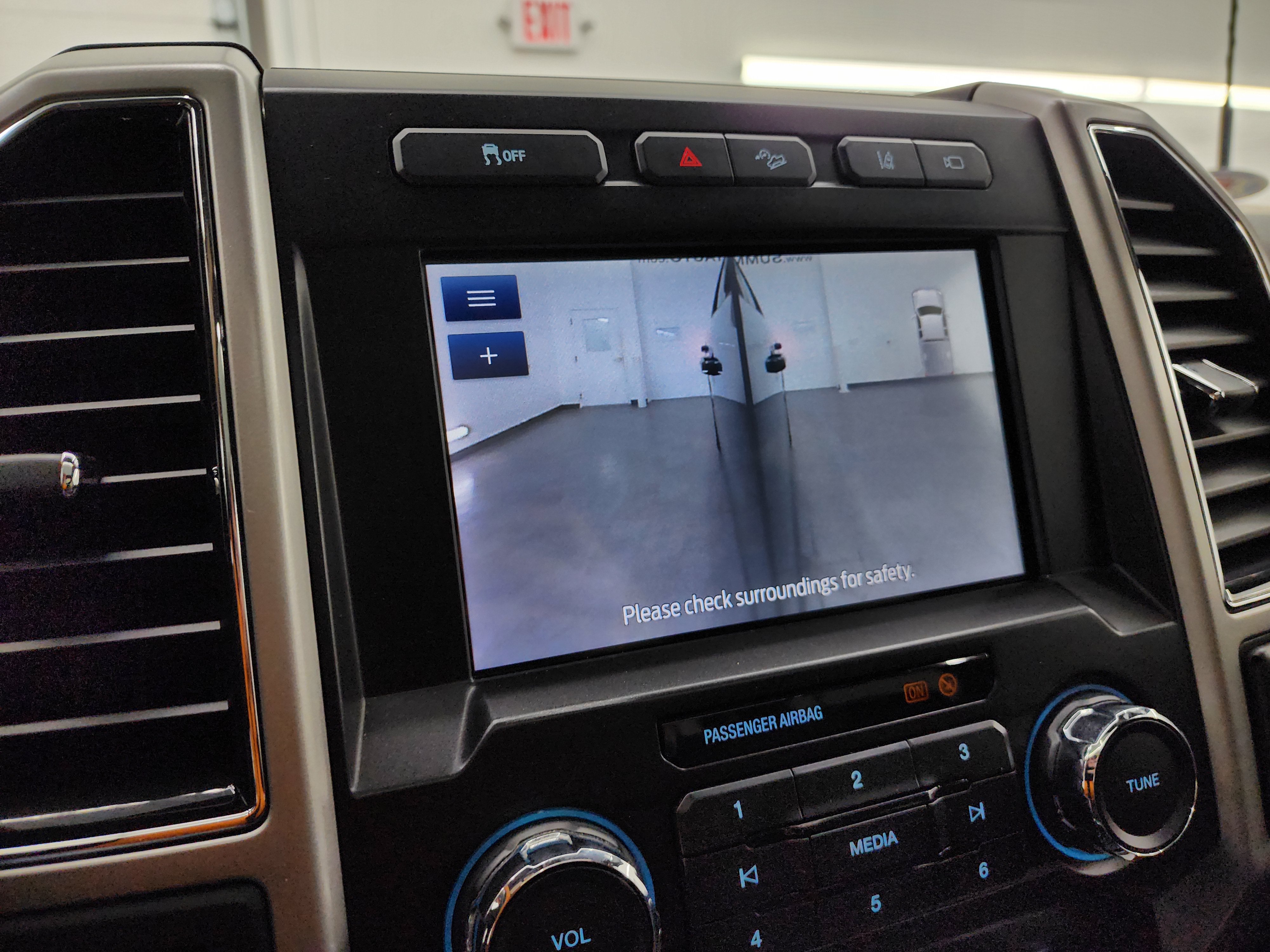 Used 2021 Ford F350 Lariat w/ Lariat Ultimate Package AWD/4WD image 21